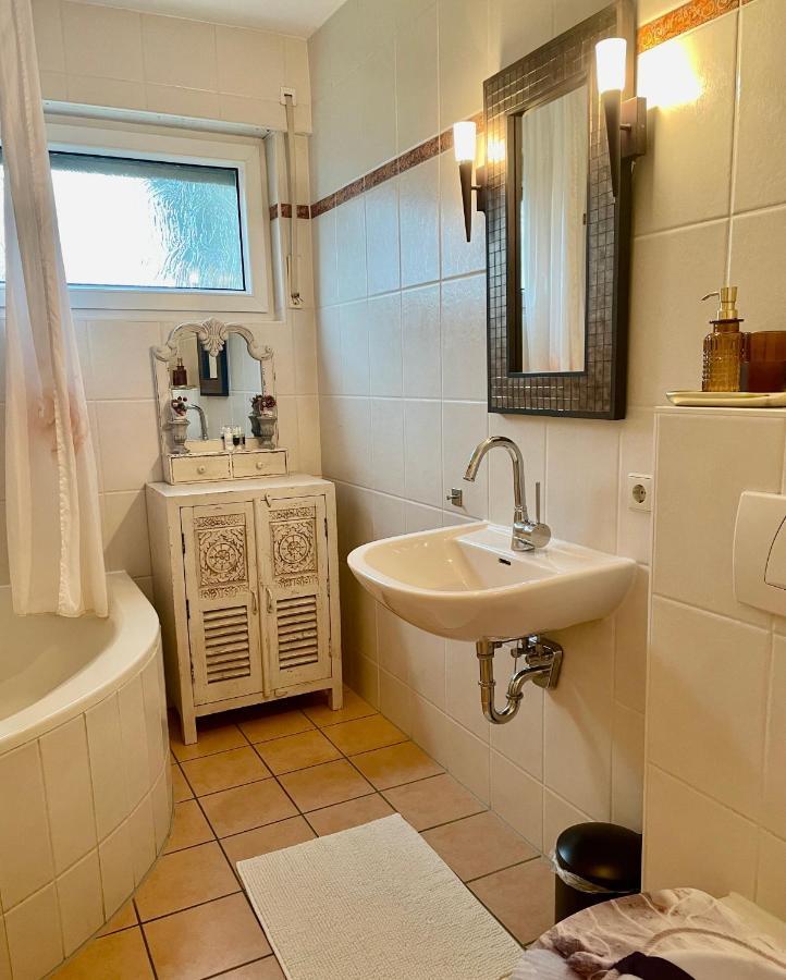 Ferienwohnung Louise 50 m zum See Kressbronn am Bodensee Buitenkant foto
