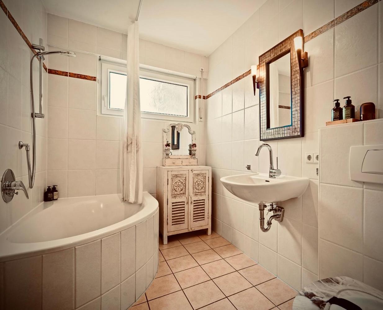 Ferienwohnung Louise 50 m zum See Kressbronn am Bodensee Buitenkant foto